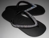 chinelo com strass e perolas